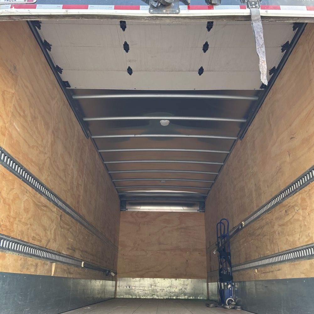 2018 Peterbilt 337