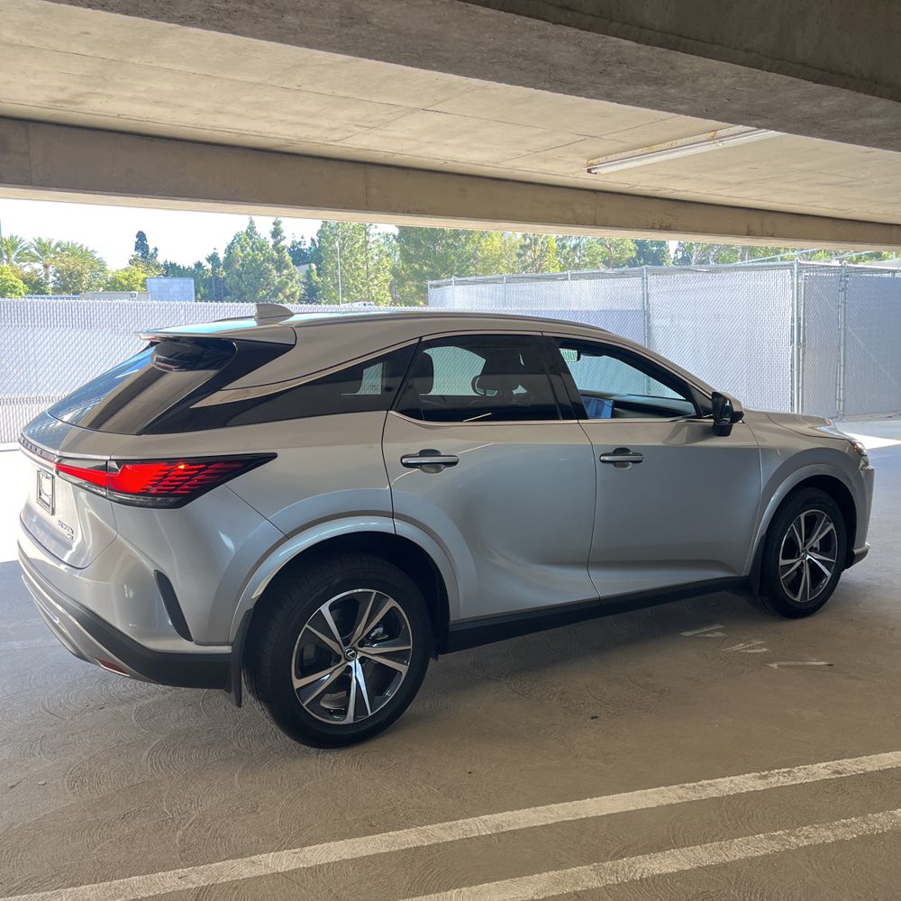 2023 Lexus RX 350h Premium