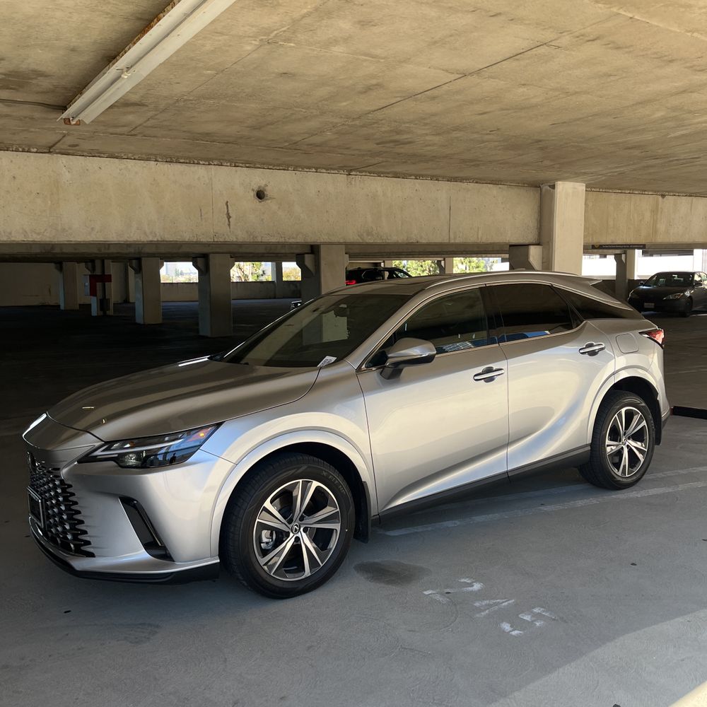 2023 Lexus RX 350h Premium