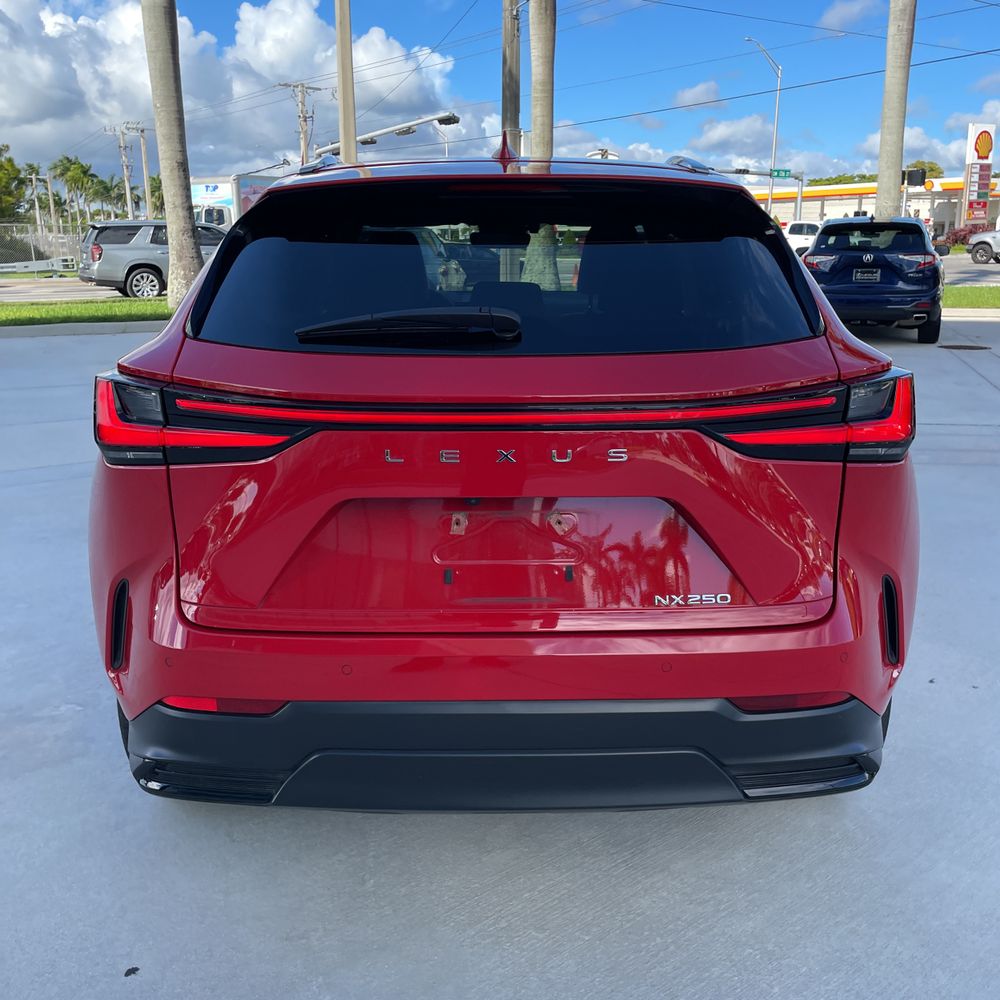 2024 Lexus NX 250 Premium