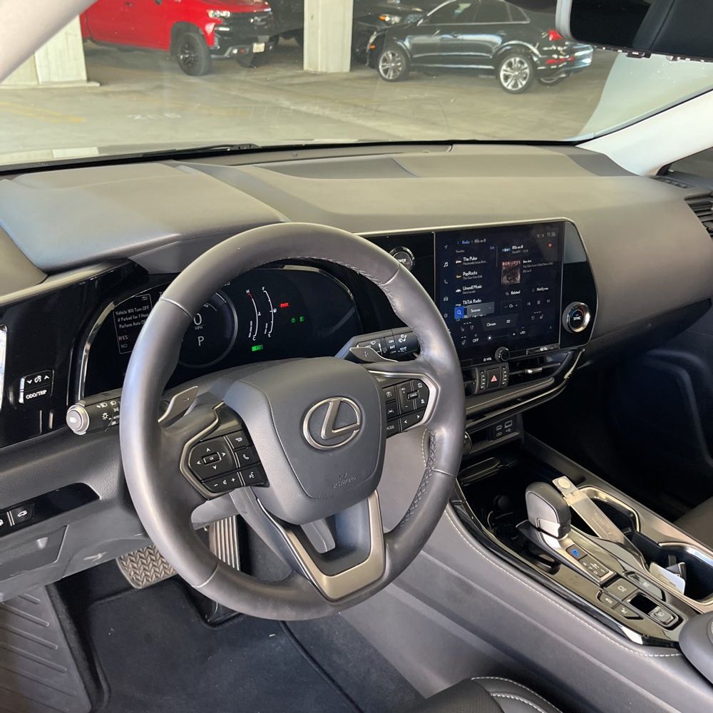 2024 Lexus NX 350h Premium
