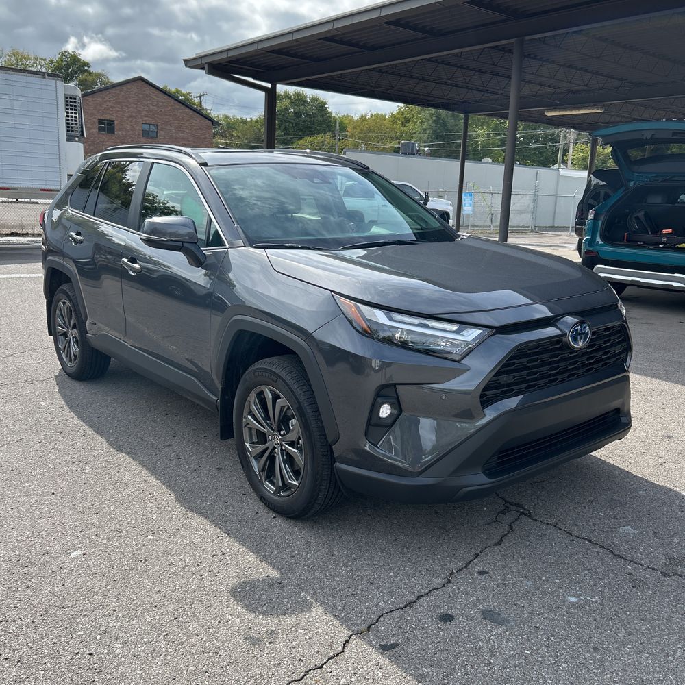 2024 Toyota RAV4 Hybrid XLE Premium