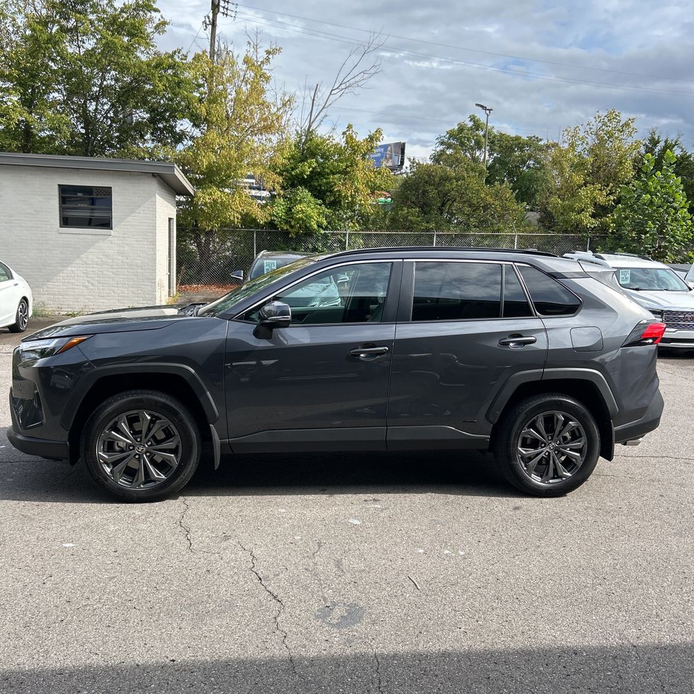 2024 Toyota RAV4 Hybrid XLE Premium