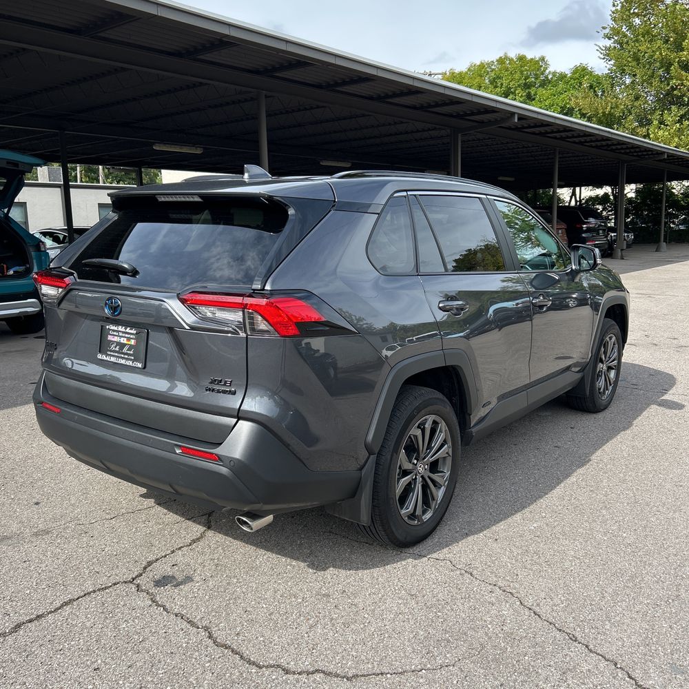 2024 Toyota RAV4 Hybrid XLE Premium