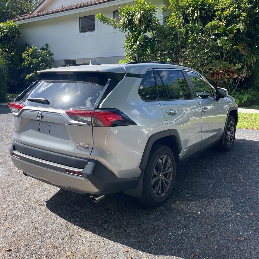 2024 Toyota RAV4 Hybrid Limited