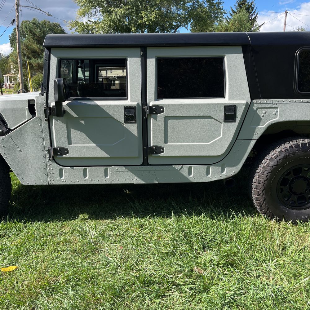 1987 AM General M998