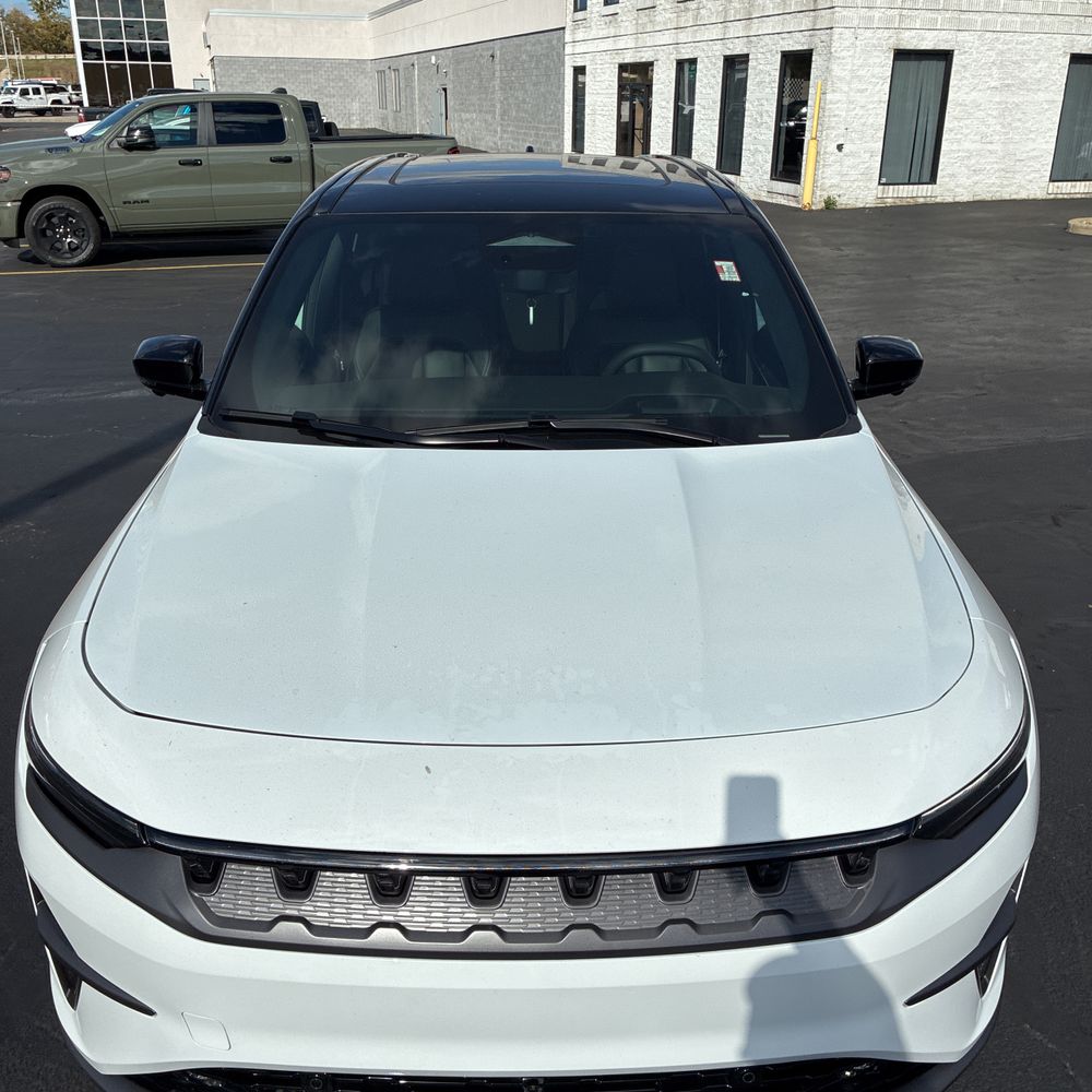 2024 Jeep Wagoneer S Launch Edition