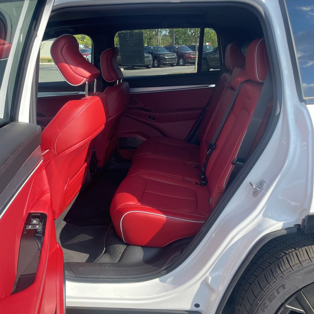 2024 Jeep Wagoneer S Launch Edition