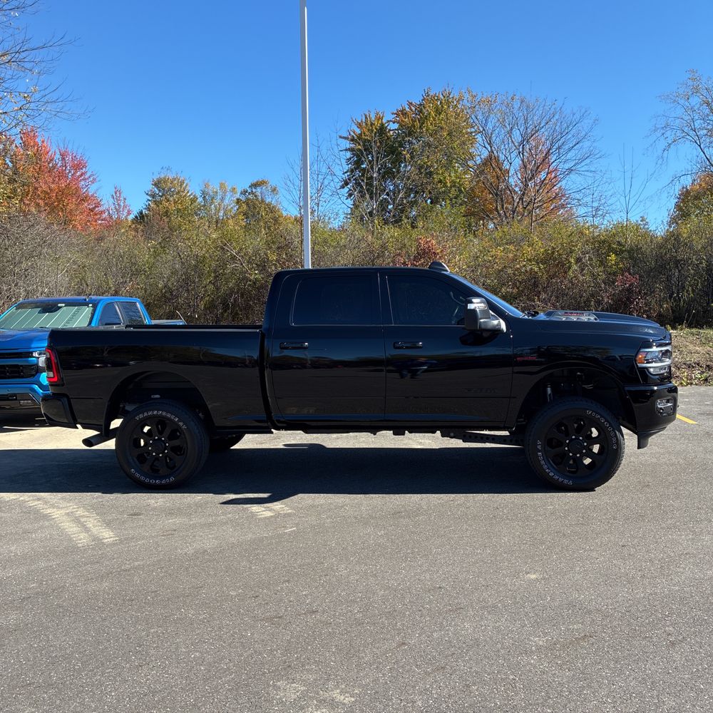 2024 Ram 3500 Laramie