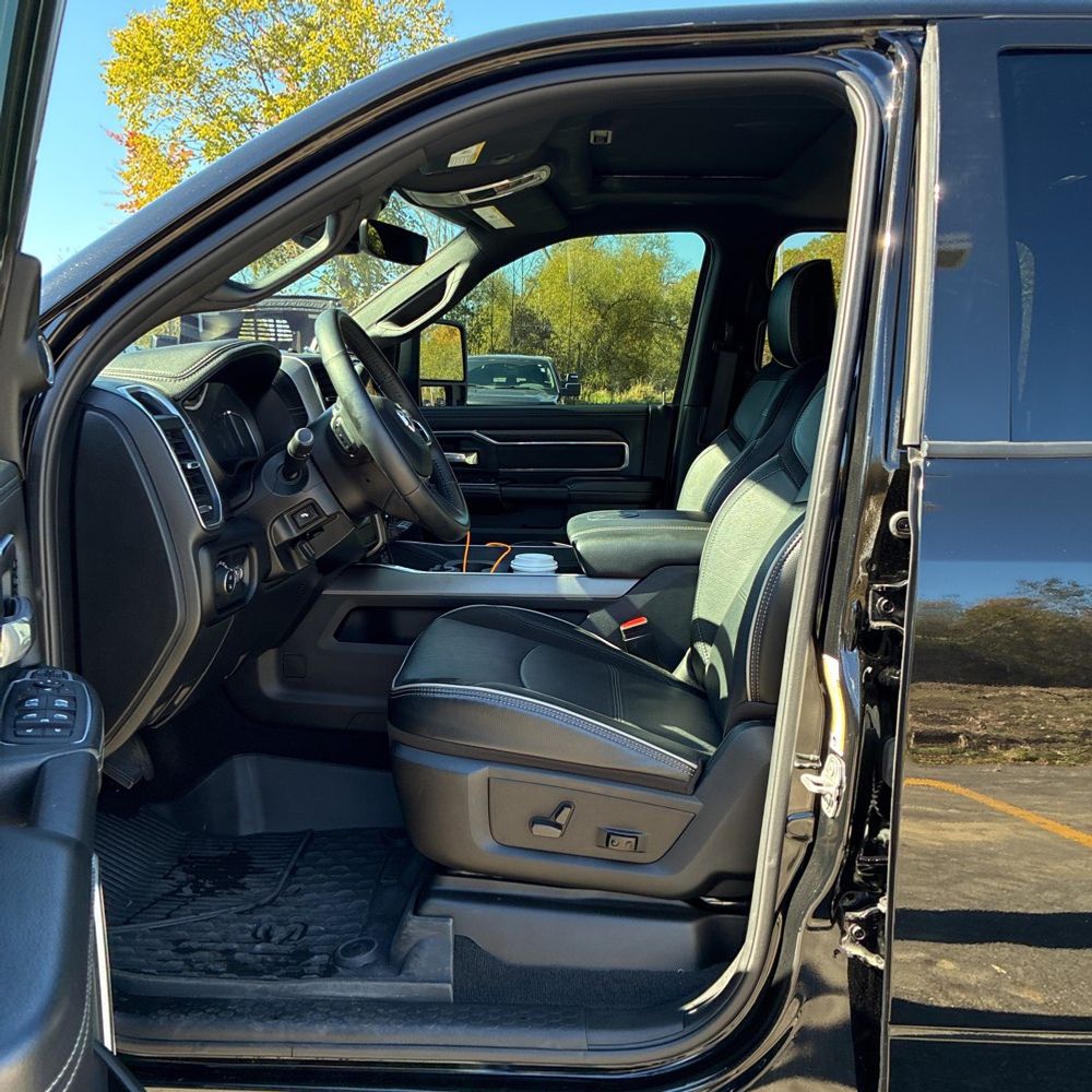 2024 Ram 3500 Laramie