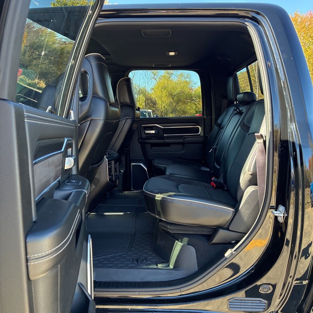 2024 Ram 3500 Laramie