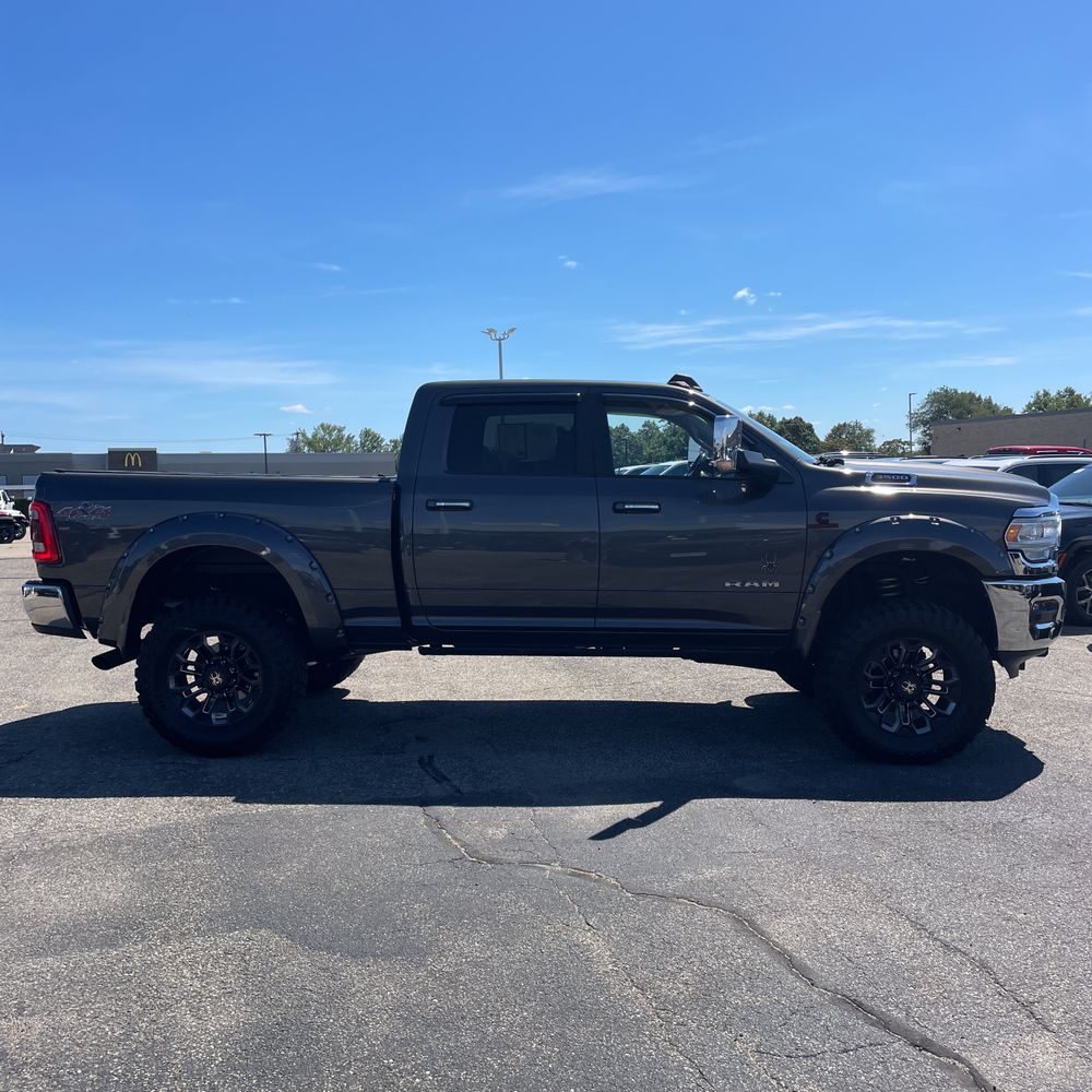 2022 Ram 3500 Laramie