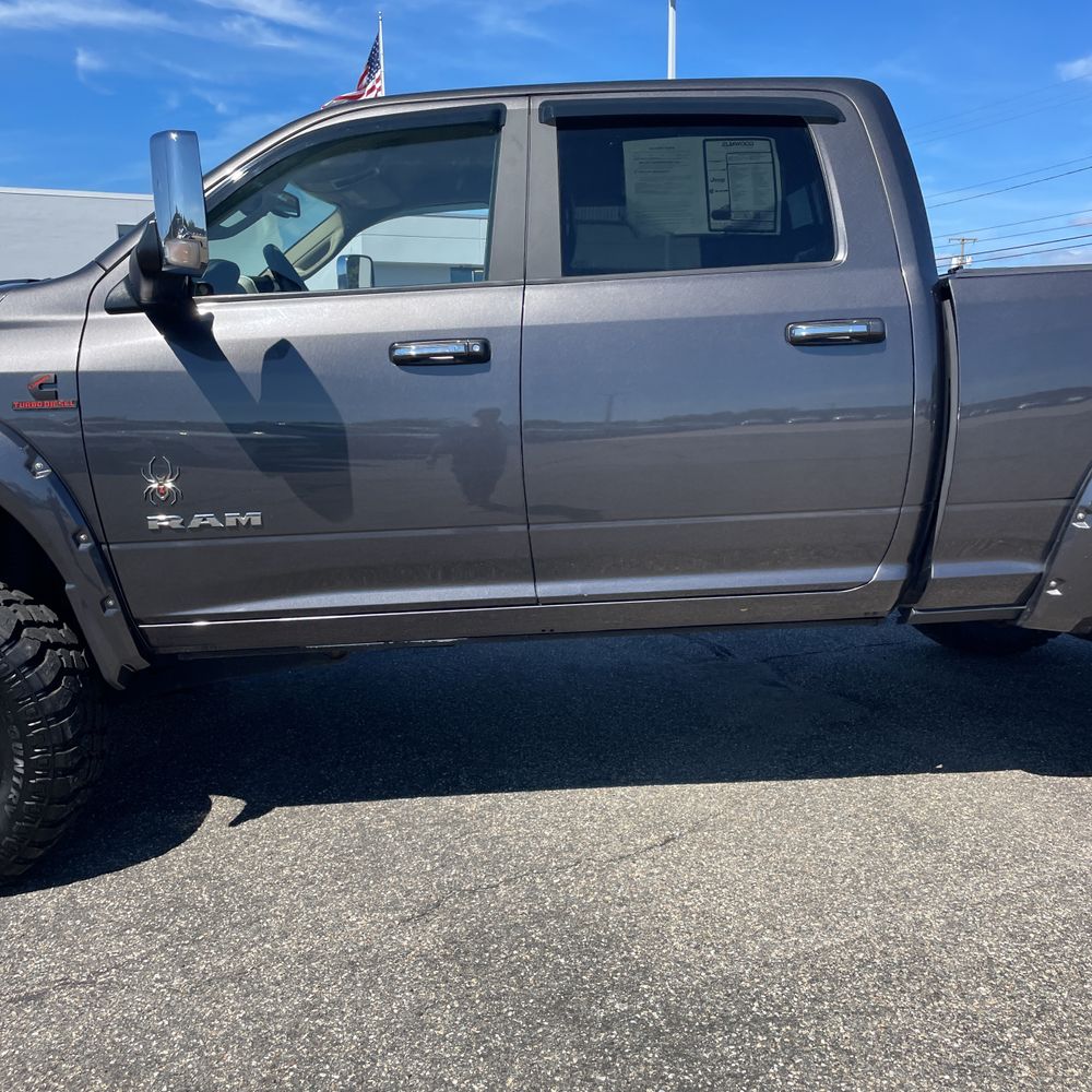2022 Ram 3500 Laramie