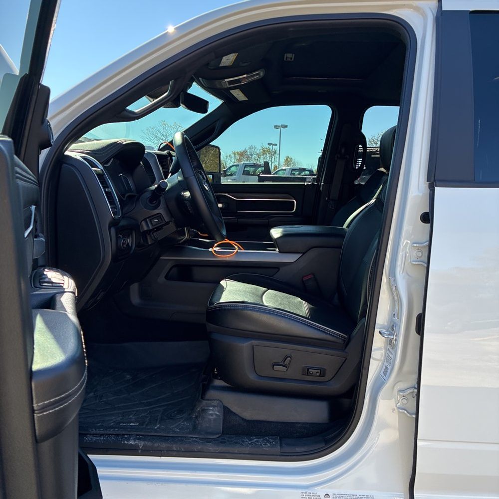 2024 Ram 3500 Laramie