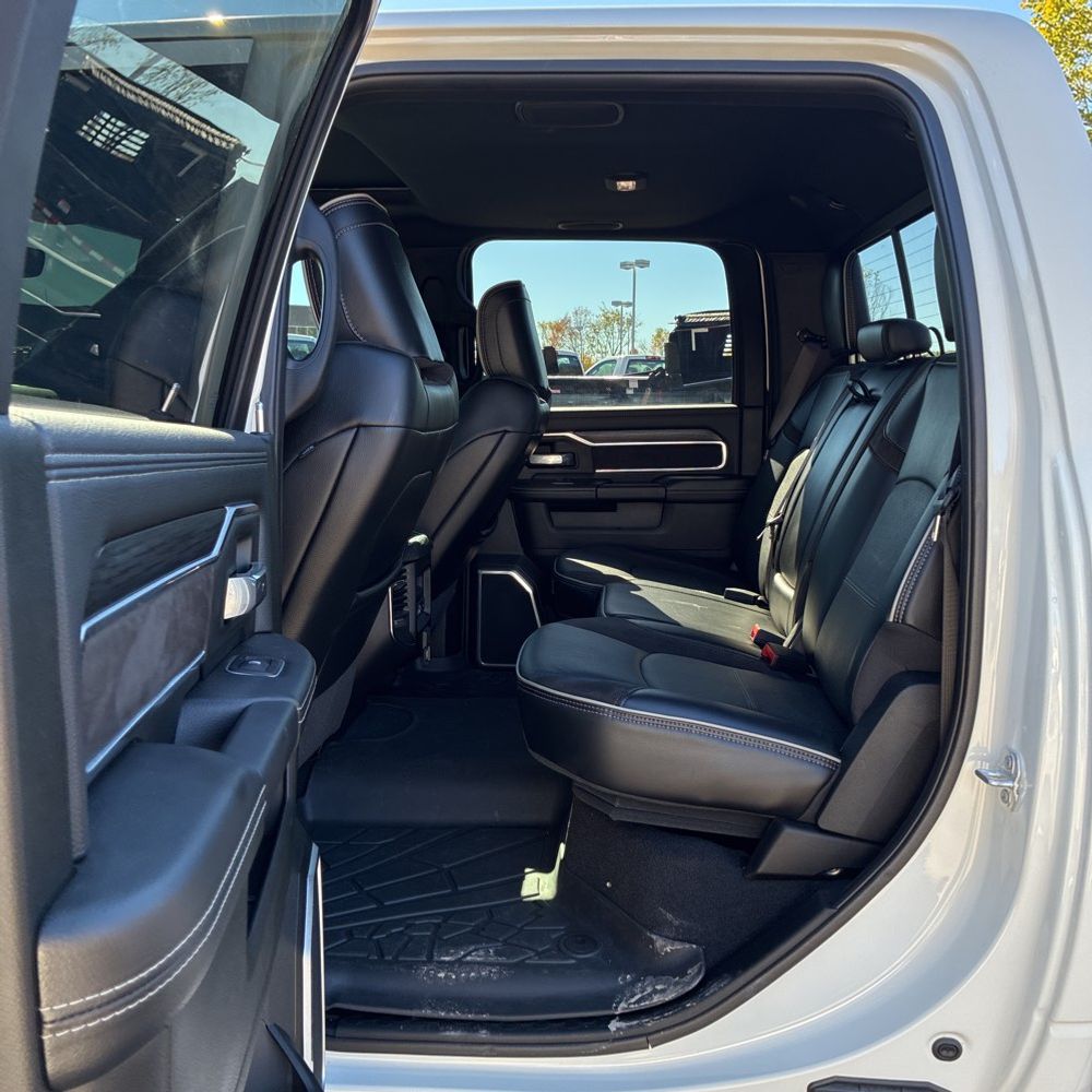2024 Ram 3500 Laramie