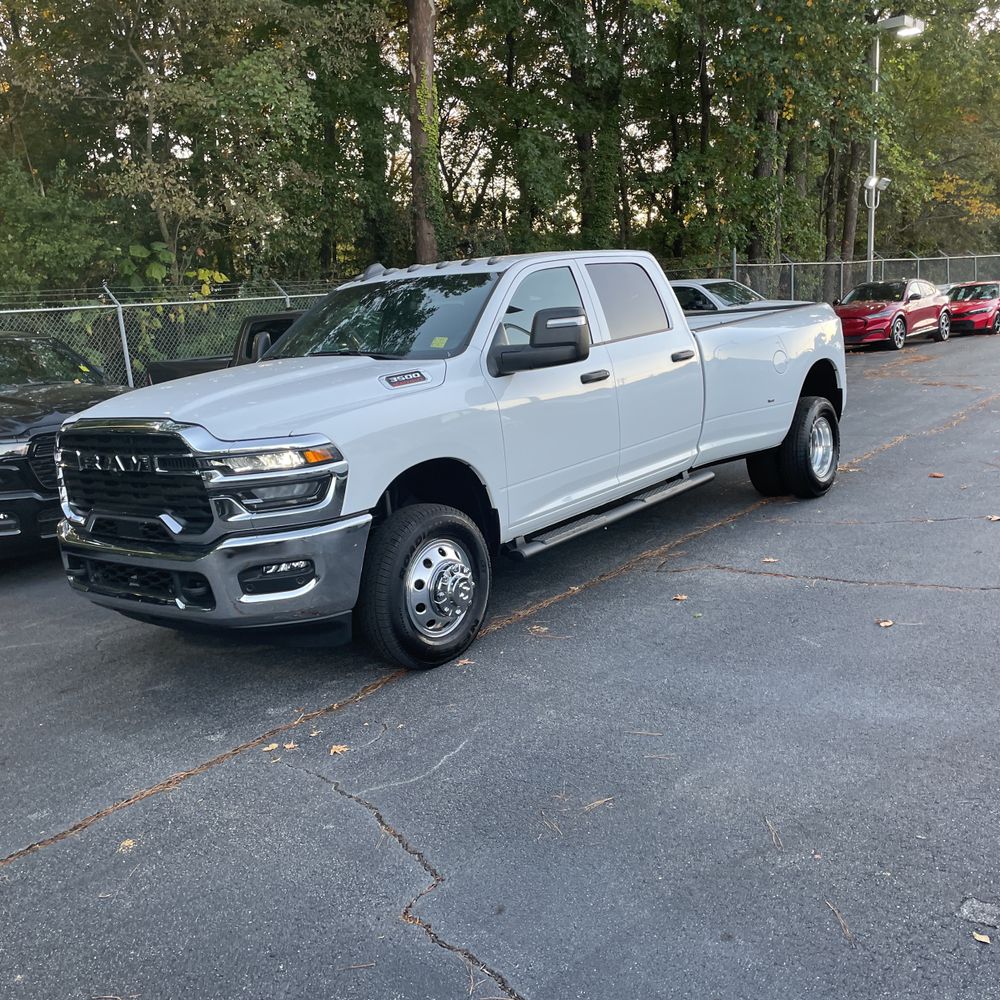 2025 Ram 3500 Tradesman