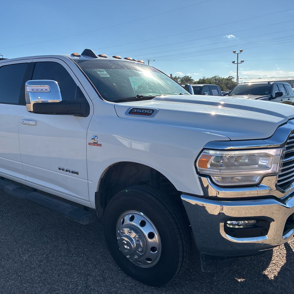 2024 Ram 3500 Laramie