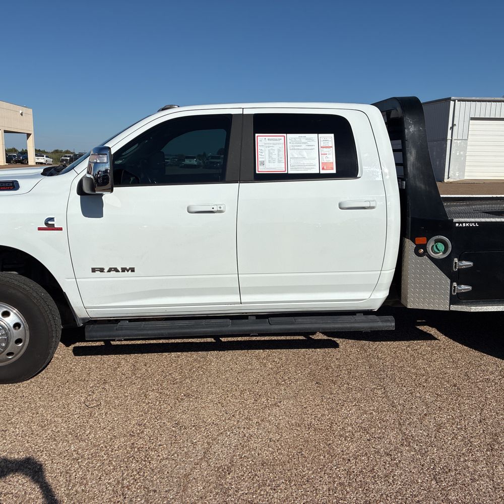 2024 Ram 3500 Laramie