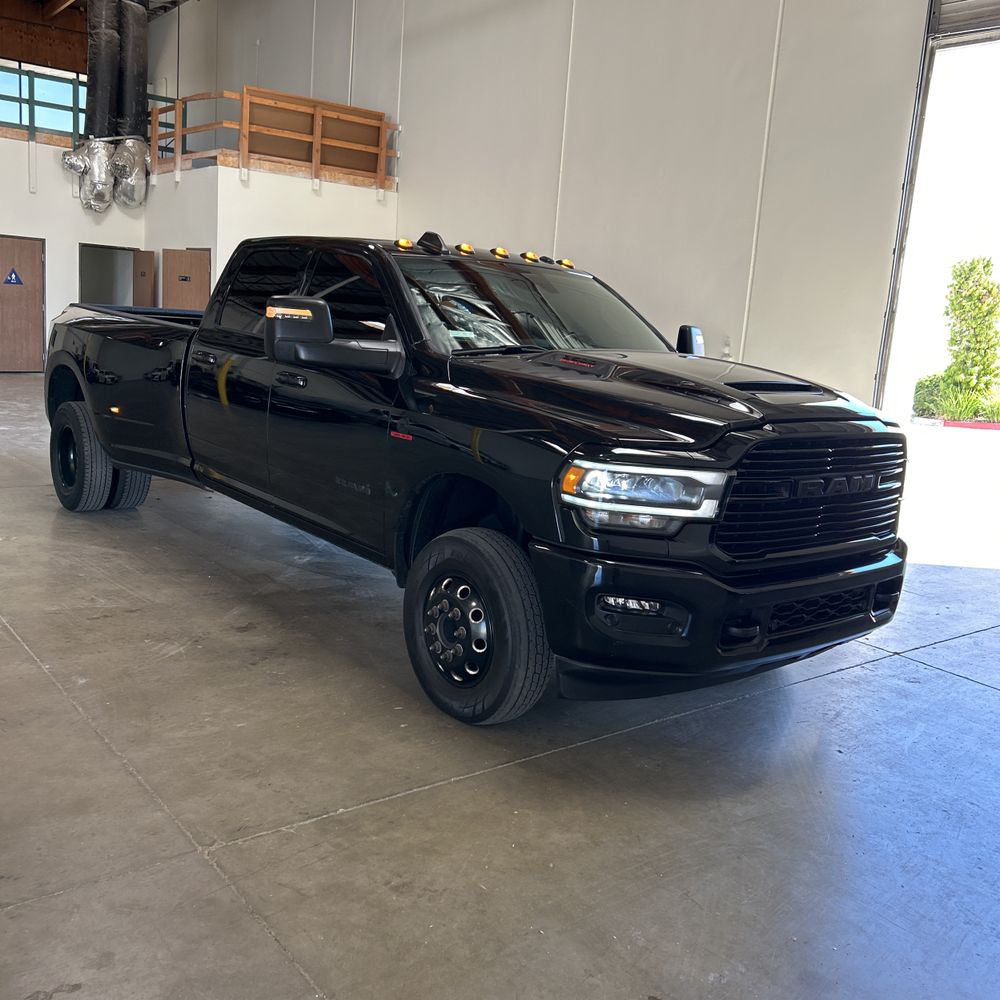 2024 Ram 3500 Laramie