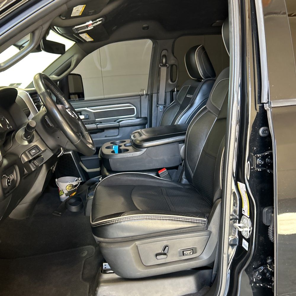 2024 Ram 3500 Laramie