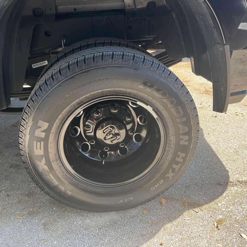 2025 Ram 3500 Laramie