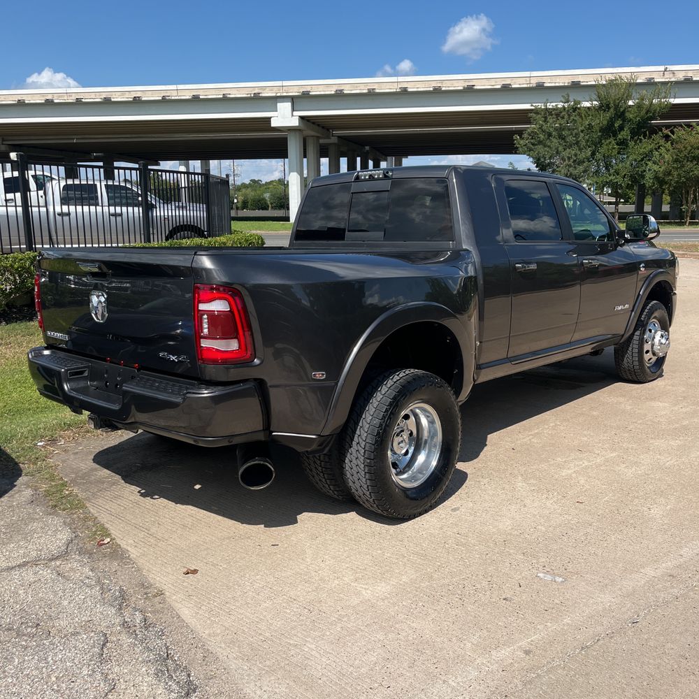 2020 Ram 3500 Laramie