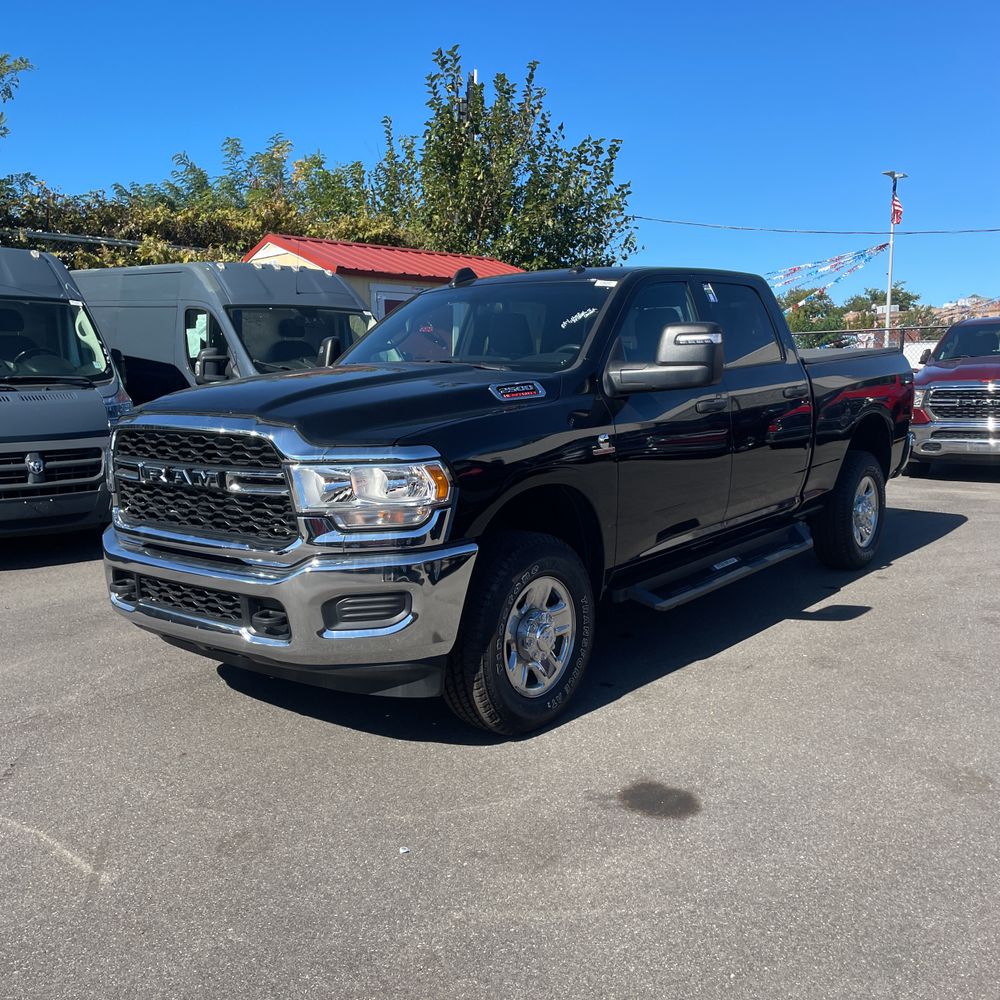 2024 Ram 2500 Tradesman
