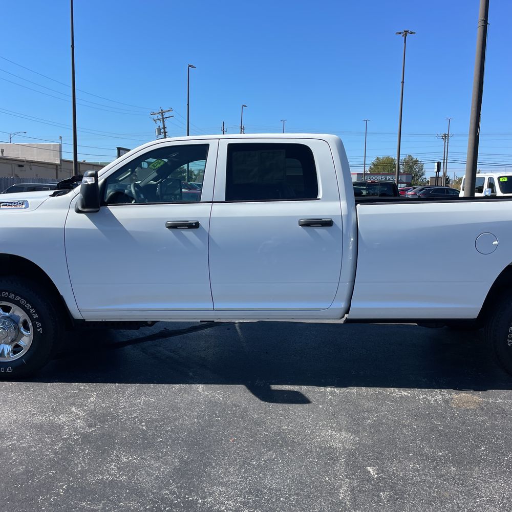 2023 Ram 2500 Tradesman