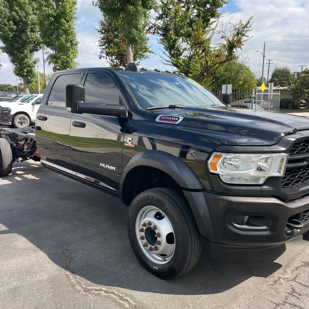 2022 Ram Commercial Tradesman CA60-84 CREW CAB/CHASSIS 4X2 6.7L