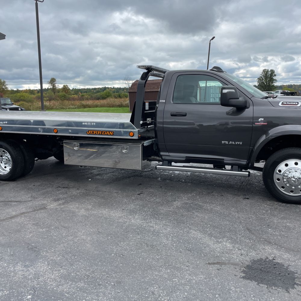 2024 Ram 5500 SLT