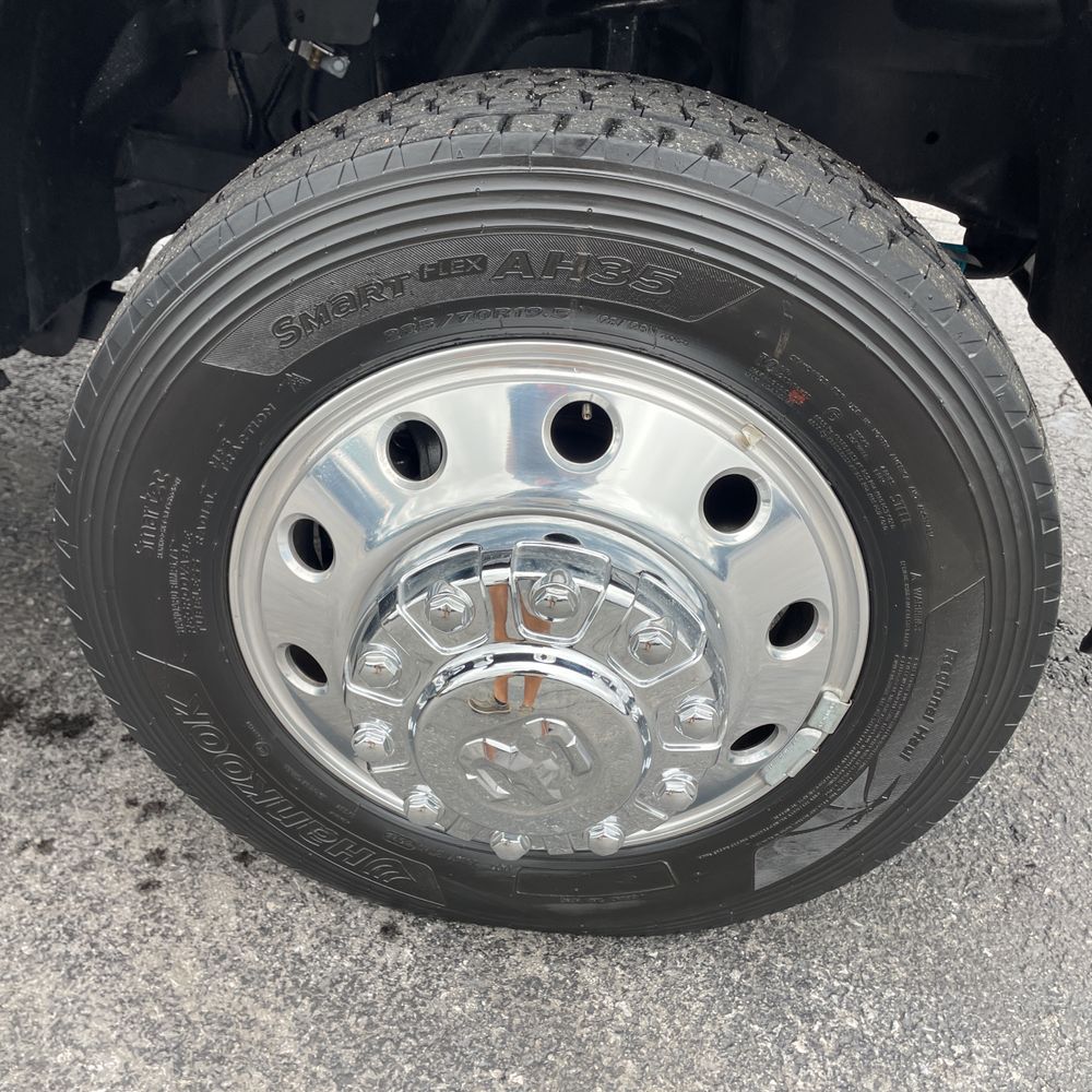 2024 Ram 5500 SLT