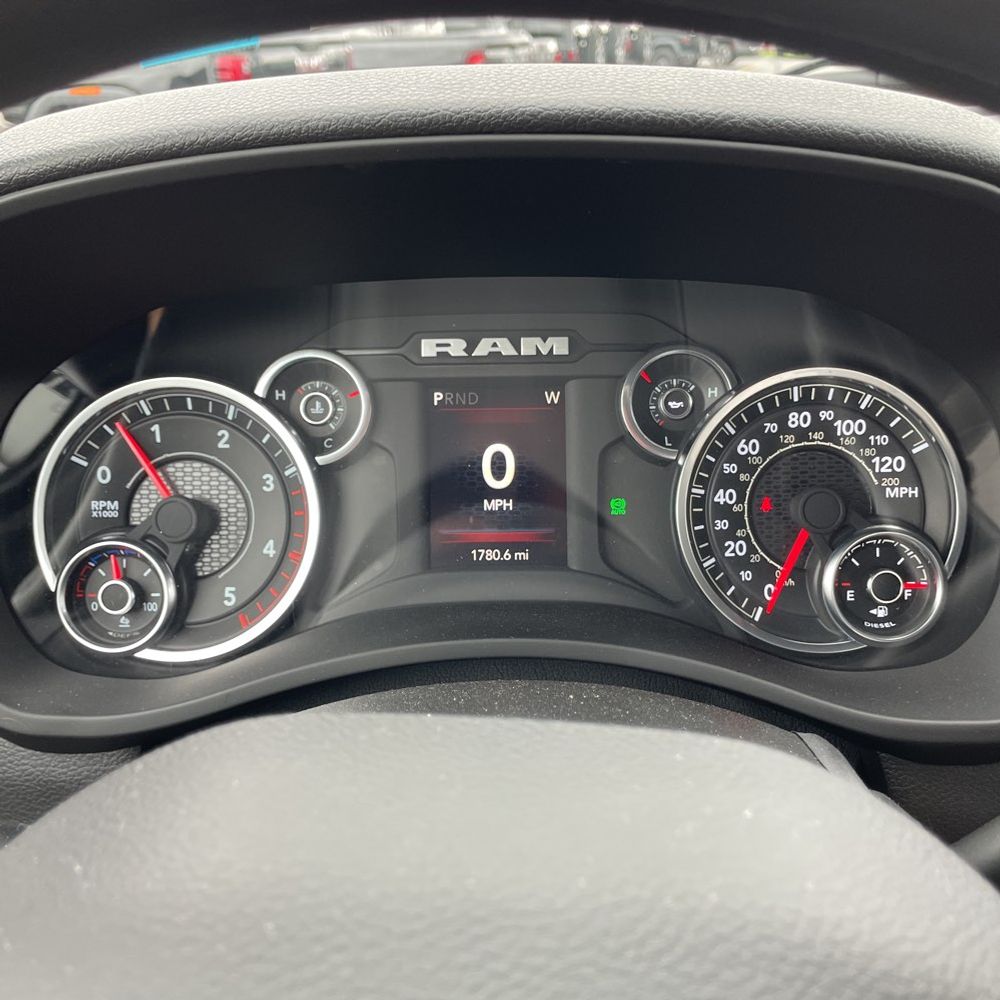 2024 Ram 5500 SLT