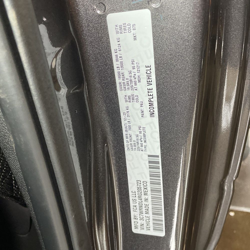 2024 Ram 5500 SLT