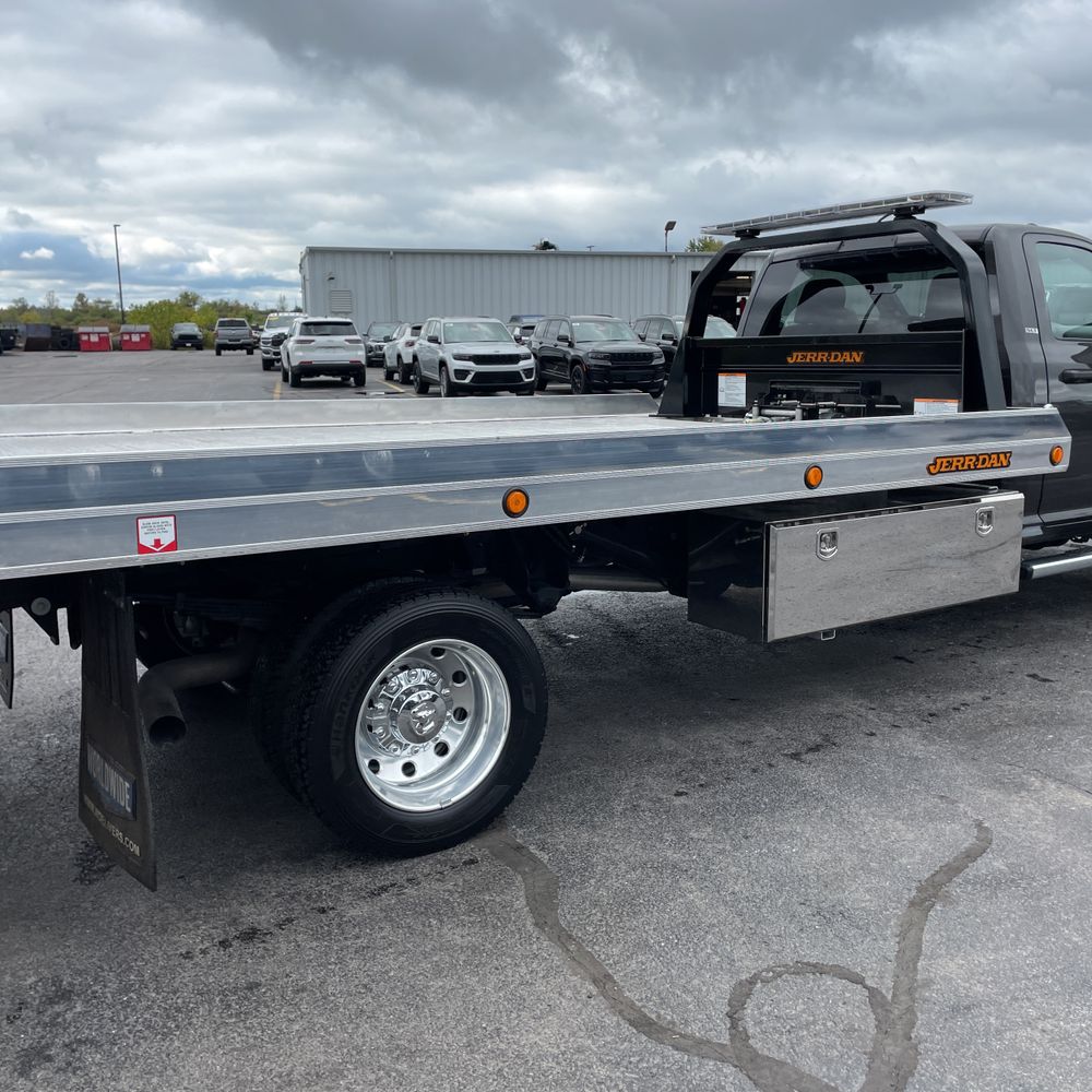 2024 Ram 5500 SLT