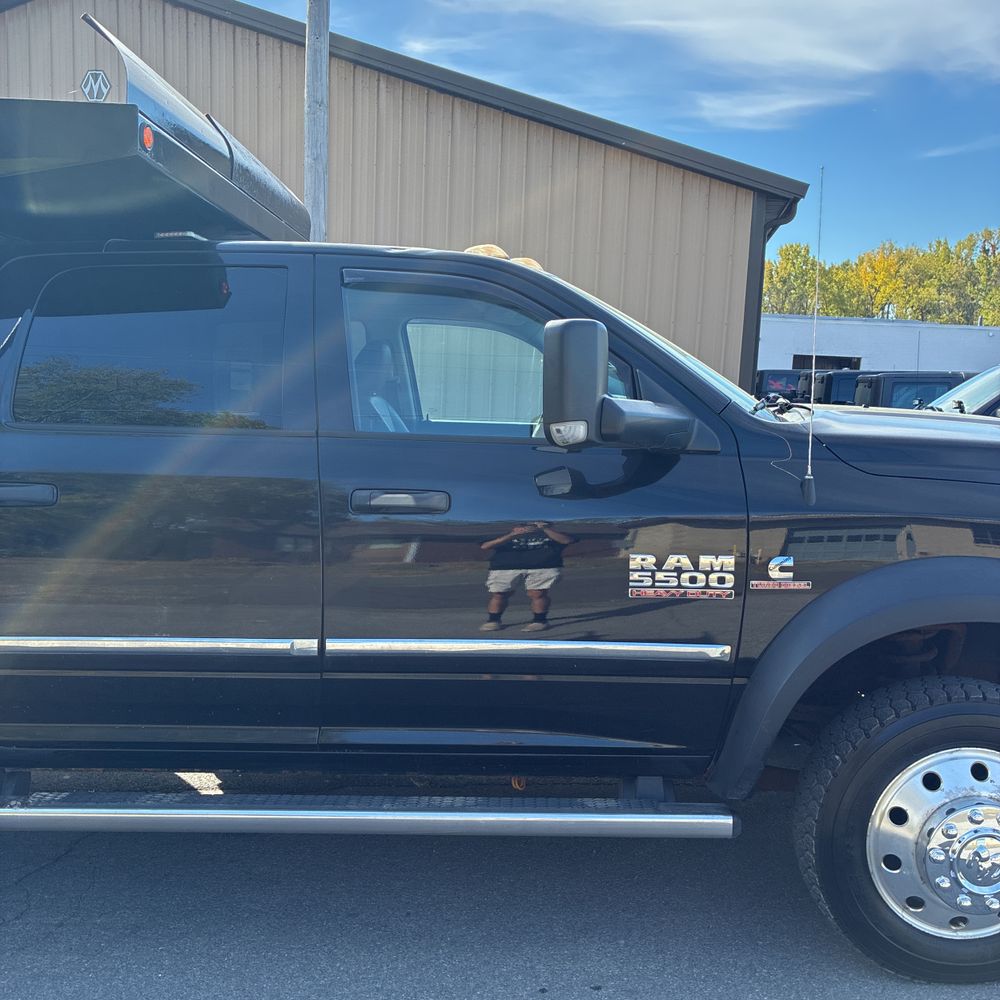 2016 Ram Commercial Crew Cab 4X4 (CA60-84)
