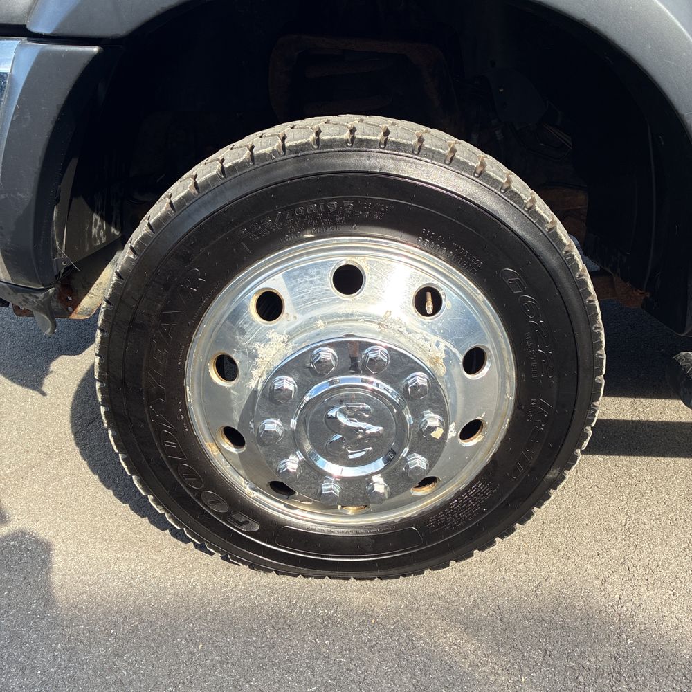 2016 Ram Commercial Crew Cab 4X4 (CA60-84)