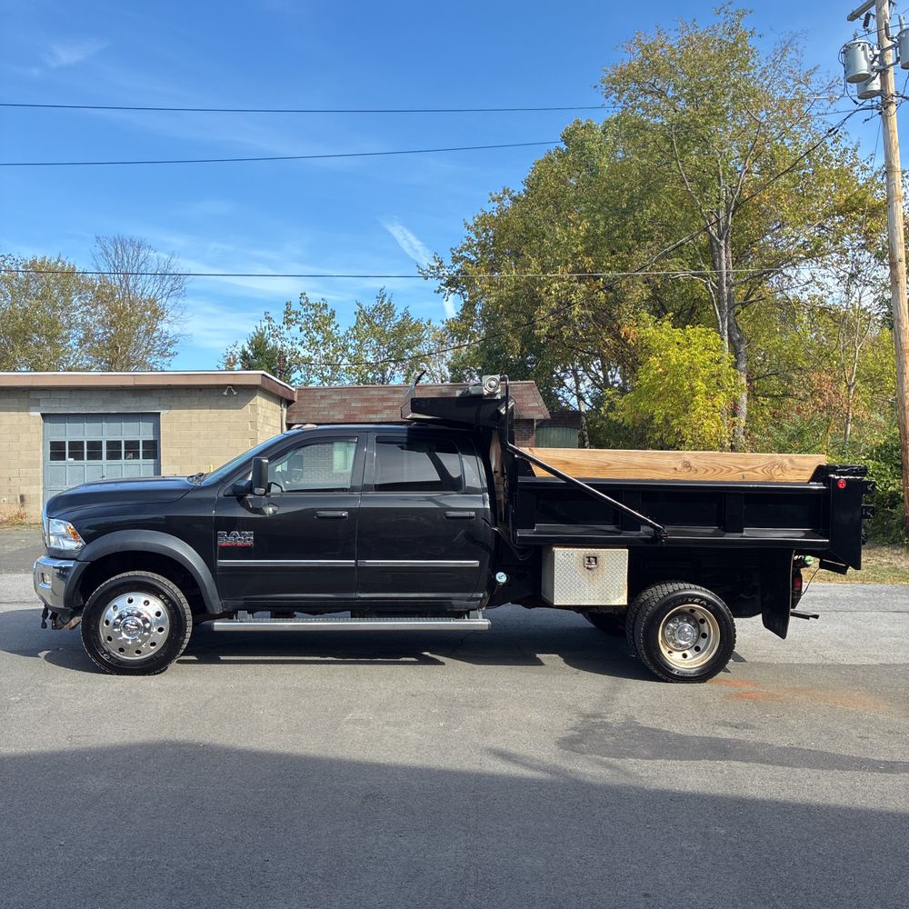 2016 Ram Commercial Crew Cab 4X4 (CA60-84)
