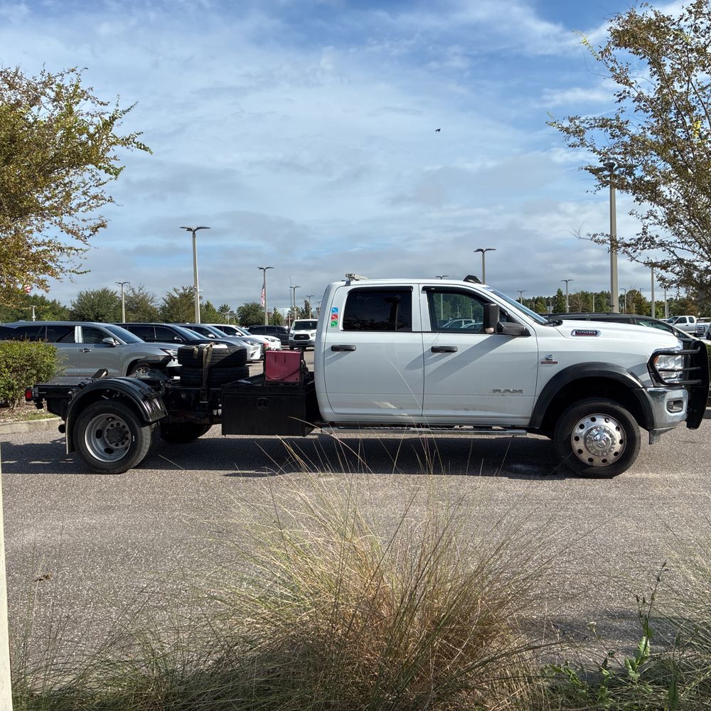2022 Ram Commercial Tradesman CA60-84 CREW CAB/CHASSIS 4X4 6.7L