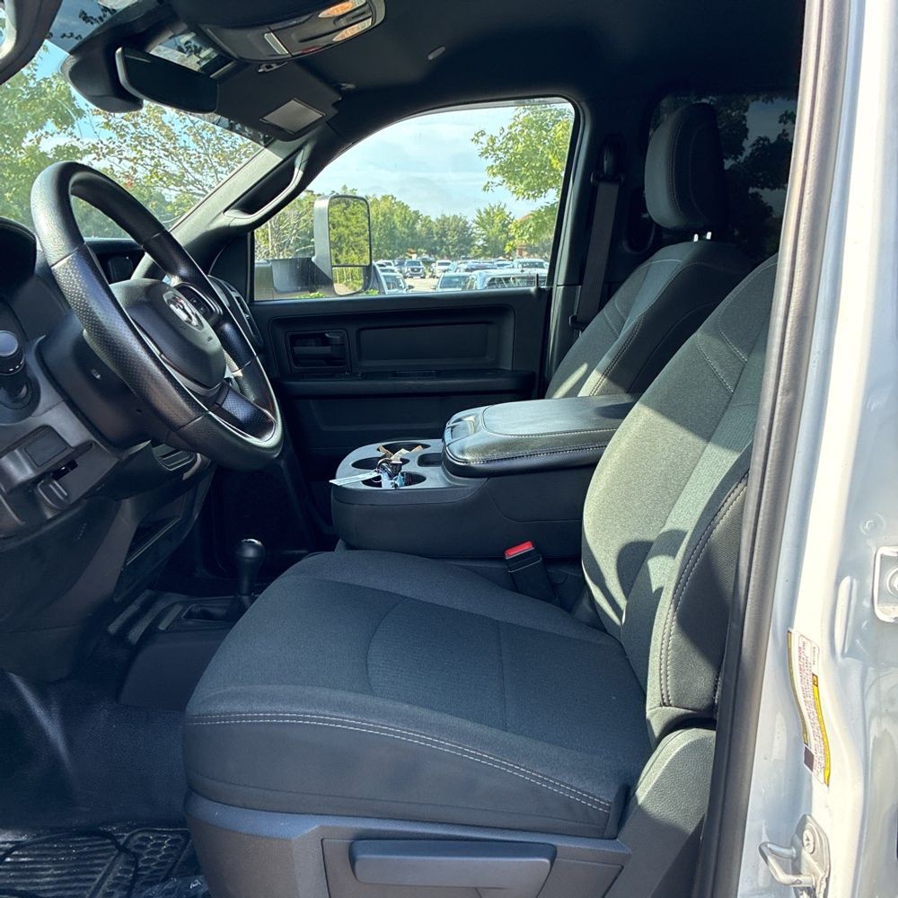 2022 Ram Commercial Tradesman CA60-84 CREW CAB/CHASSIS 4X4 6.7L