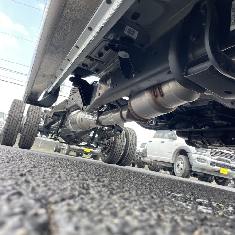 2024 Ram 5500 Chassis Tradesman/SLT/Laramie/Limited
