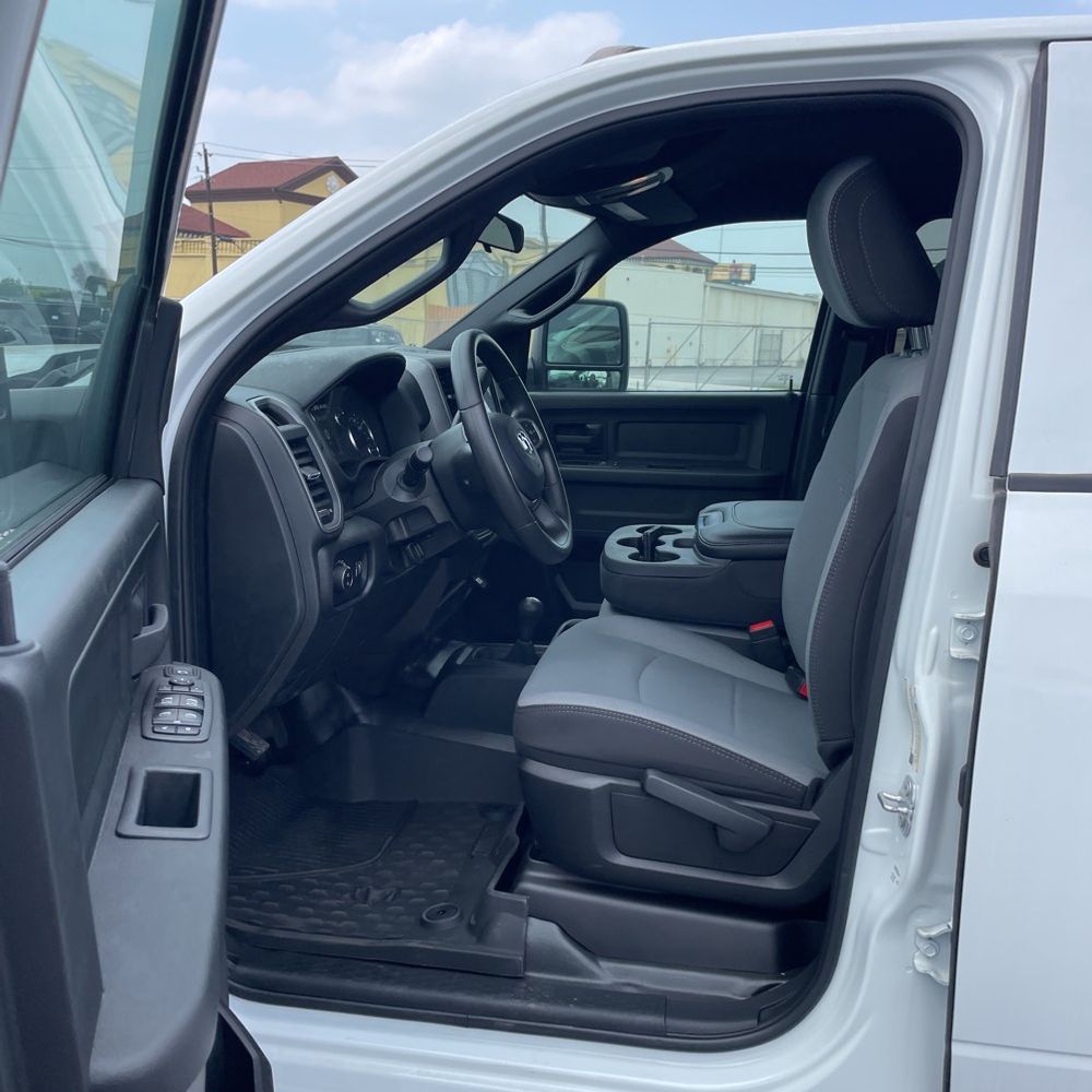 2024 Ram 5500 Chassis Tradesman/SLT/Laramie/Limited