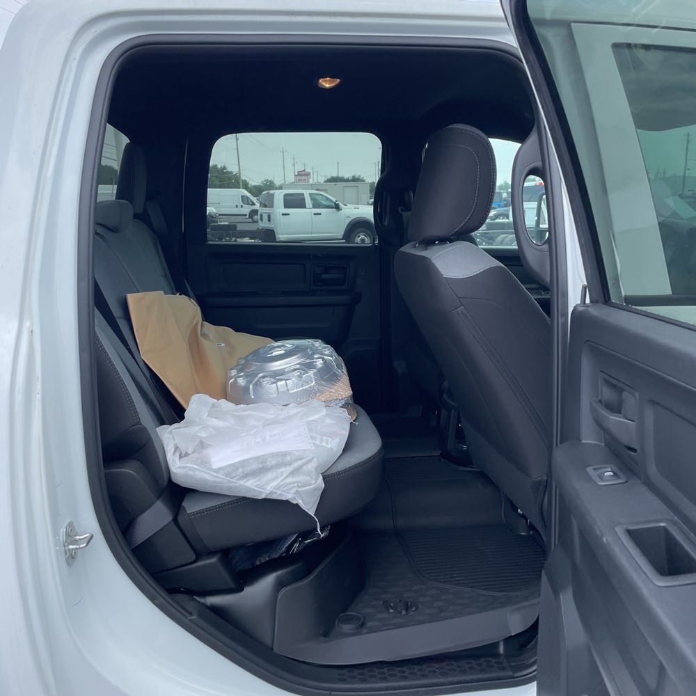 2024 Ram 5500 Chassis Tradesman/SLT/Laramie/Limited