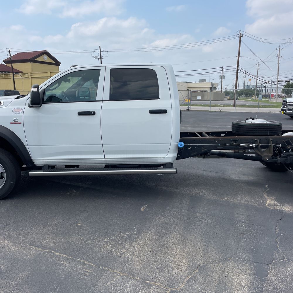 2024 Ram 5500 Chassis Tradesman/SLT/Laramie/Limited