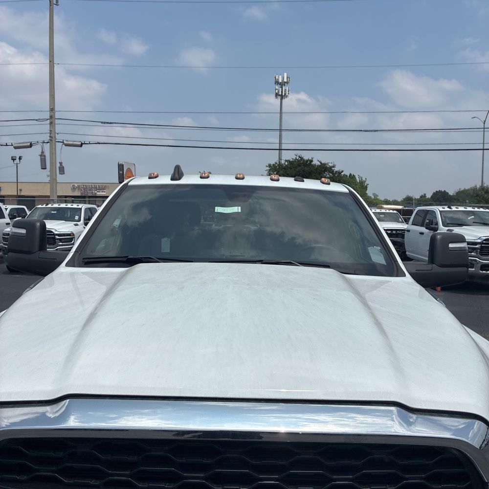 2024 Ram 5500 Chassis Tradesman/SLT/Laramie/Limited