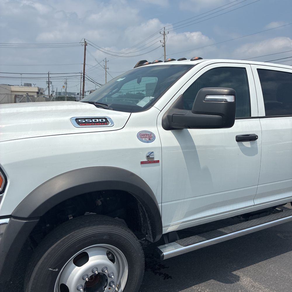 2024 Ram 5500 Chassis Tradesman/SLT/Laramie/Limited
