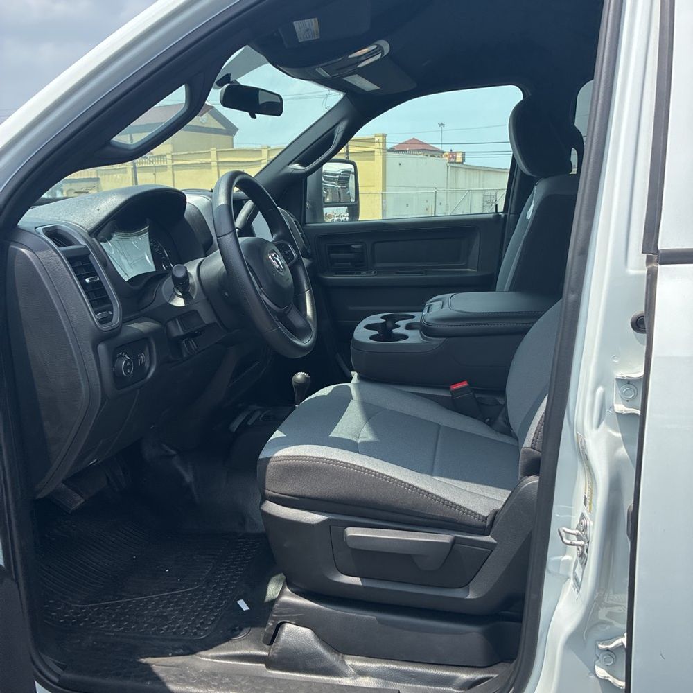 2024 Ram 5500 Chassis Tradesman/SLT/Laramie/Limited