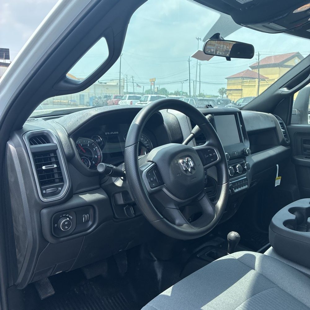 2024 Ram 5500 Chassis Tradesman/SLT/Laramie/Limited