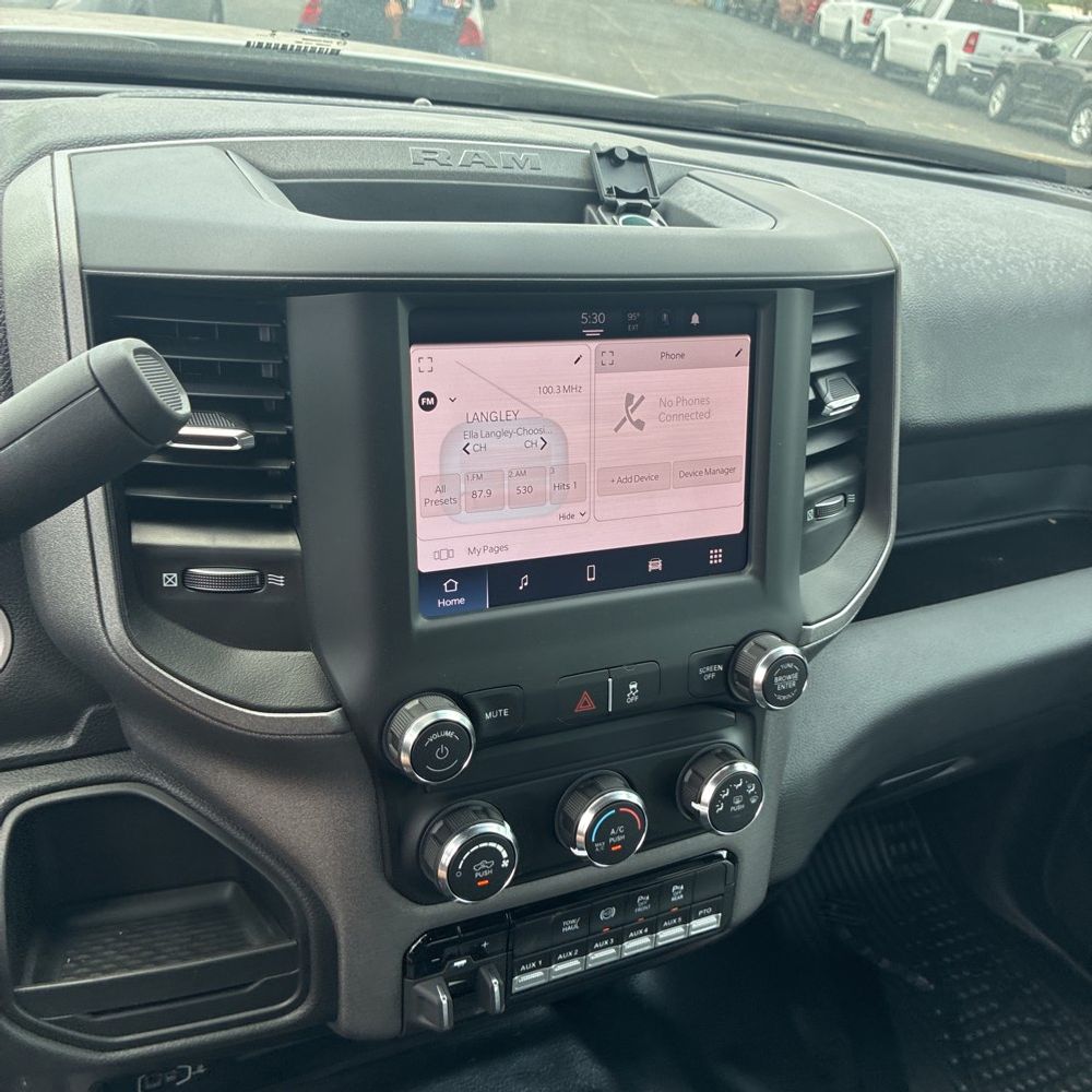 2024 Ram 5500 Chassis Tradesman/SLT/Laramie/Limited