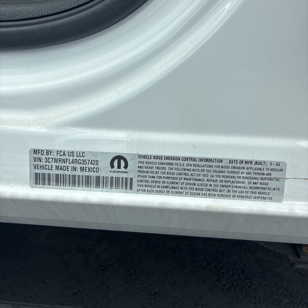 2024 Ram 5500 Chassis Tradesman/SLT/Laramie/Limited