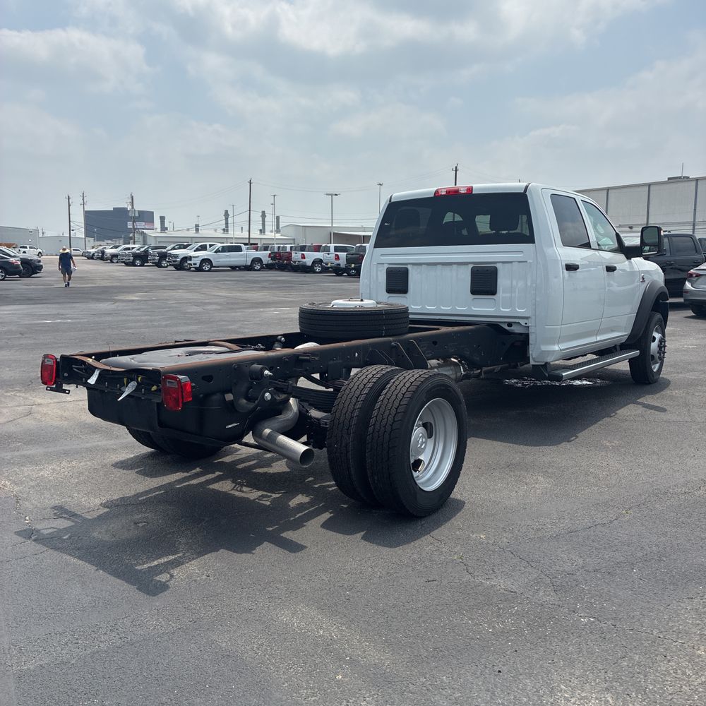 2024 Ram 5500 Chassis Tradesman/SLT/Laramie/Limited